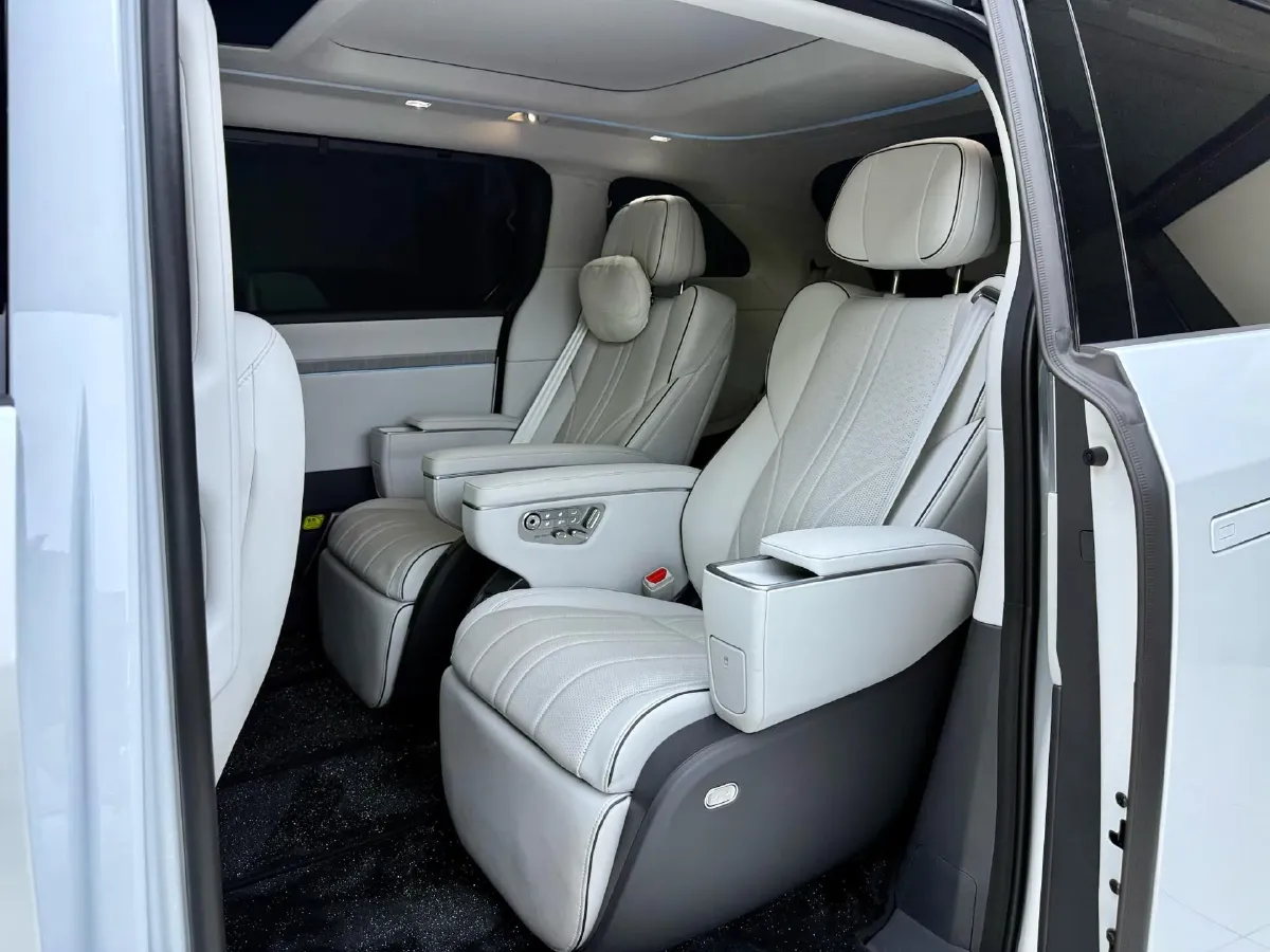 2026 Xpeng X9 REEV 150HP REEV,autocango,china used car exporter,china ev exporter,chinese used car exporter,chinese used ev exporter