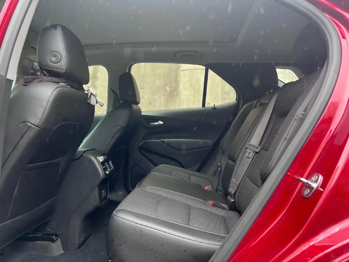 2018 Chevrolet Equinox 1.5T 180HP L4 6AT,autocango,china used car exporter,china ev exporter,chinese used car exporter,chinese used ev exporter