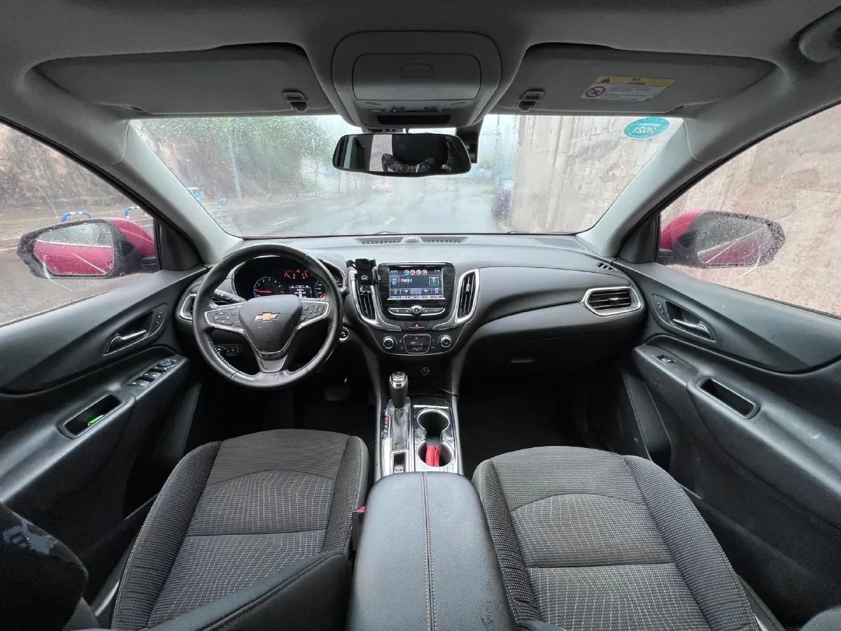 2018 Chevrolet Equinox 1.5T 180HP L4 6AT,autocango,china used car exporter,china ev exporter,chinese used car exporter,chinese used ev exporter