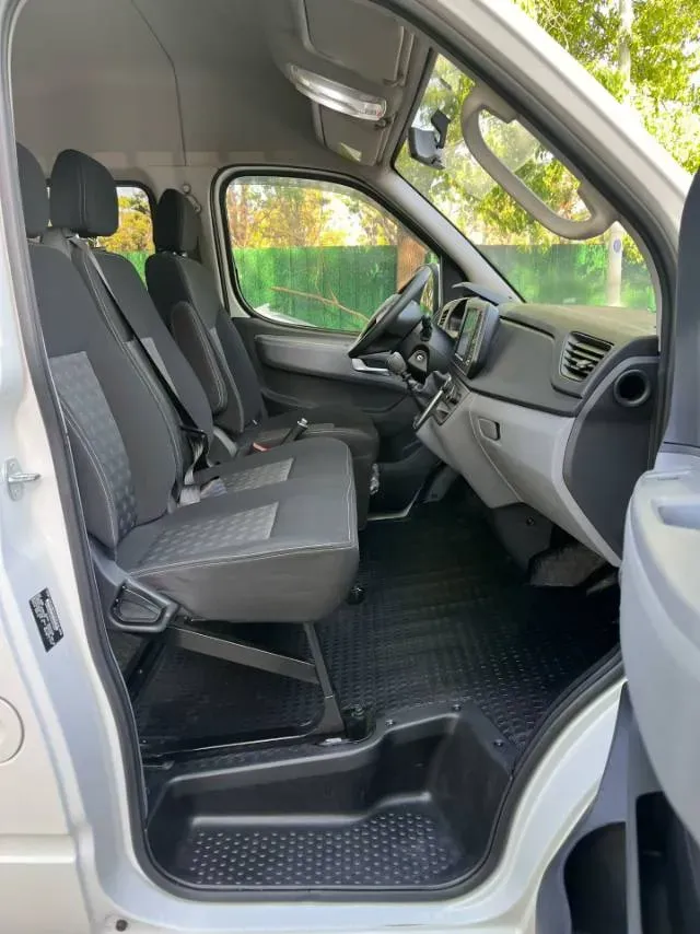 2024 MAXUS XinTu V80 2.0T 147HP L4 6MT,autocango,china used car exporter,china ev exporter,chinese used car exporter,chinese used ev exporter