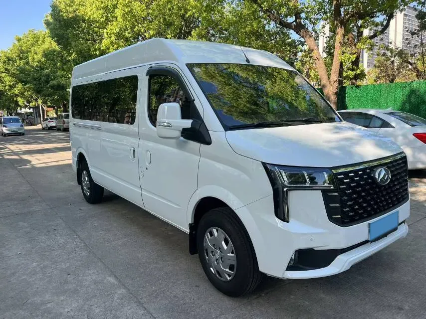 2024 MAXUS XinTu V80 2.0T 147HP L4 6MT,autocango,china used car exporter,china ev exporter,chinese used car exporter,chinese used ev exporter