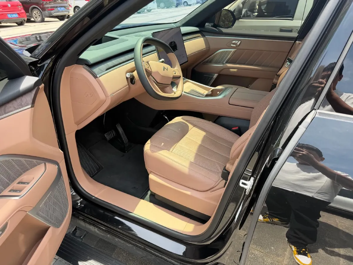 2025 ONVO L90 BEV,autocango,china used car exporter,china ev exporter,chinese used car exporter,chinese used ev exporter