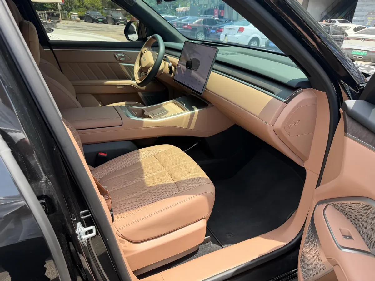 2025 ONVO L90 BEV,autocango,china used car exporter,china ev exporter,chinese used car exporter,chinese used ev exporter