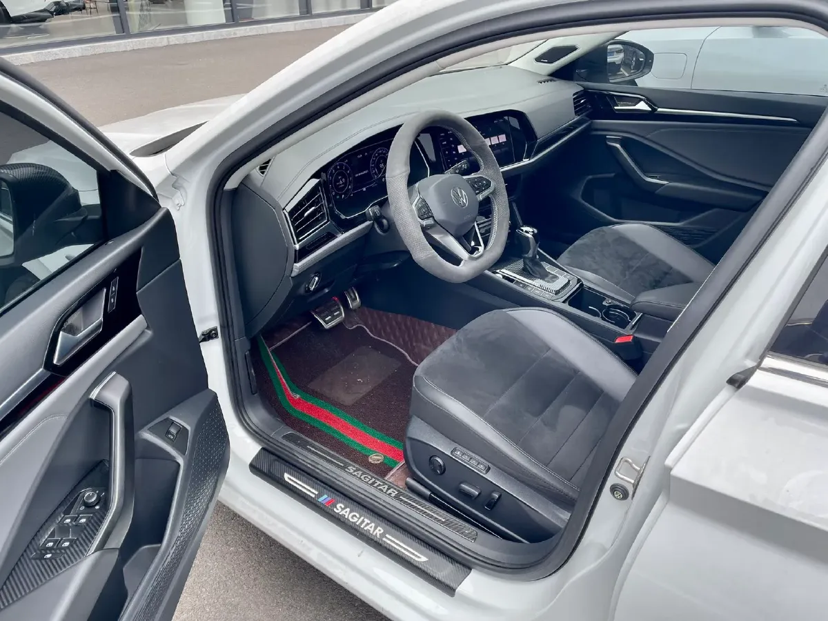 2021 Volkswagen Sagitar 1.4T 150HP L4 7DCT,autocango,china used car exporter,china ev exporter,chinese used car exporter,chinese used ev exporter