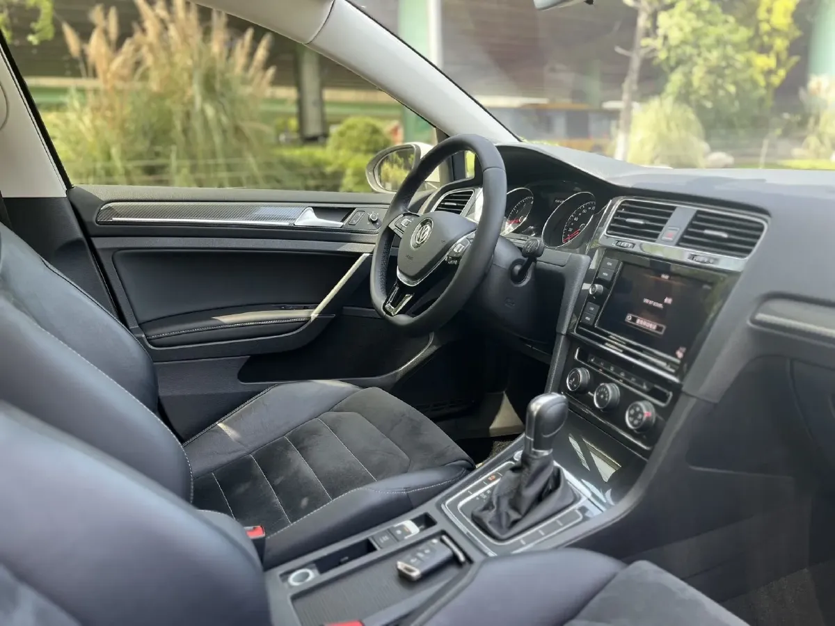 2019 Volkswagen Golf 1.4T 150HP L4 7DCT,autocango,china used car exporter,china ev exporter,chinese used car exporter,chinese used ev exporter