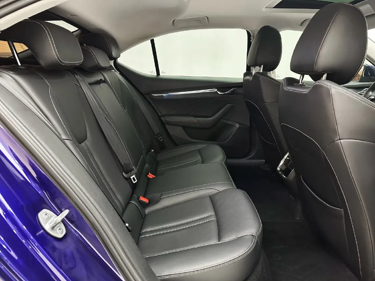 2021 Skoda Octavia 1.4T 150HP L4 7DCT,autocango,china used car exporter,china ev exporter,chinese used car exporter,chinese used ev exporter