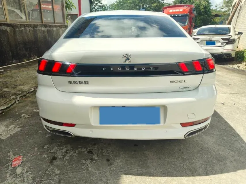 2022 Peugeot 508 1.6T 170HP L4 6AT,autocango,china used car exporter,china ev exporter,chinese used car exporter,chinese used ev exporter