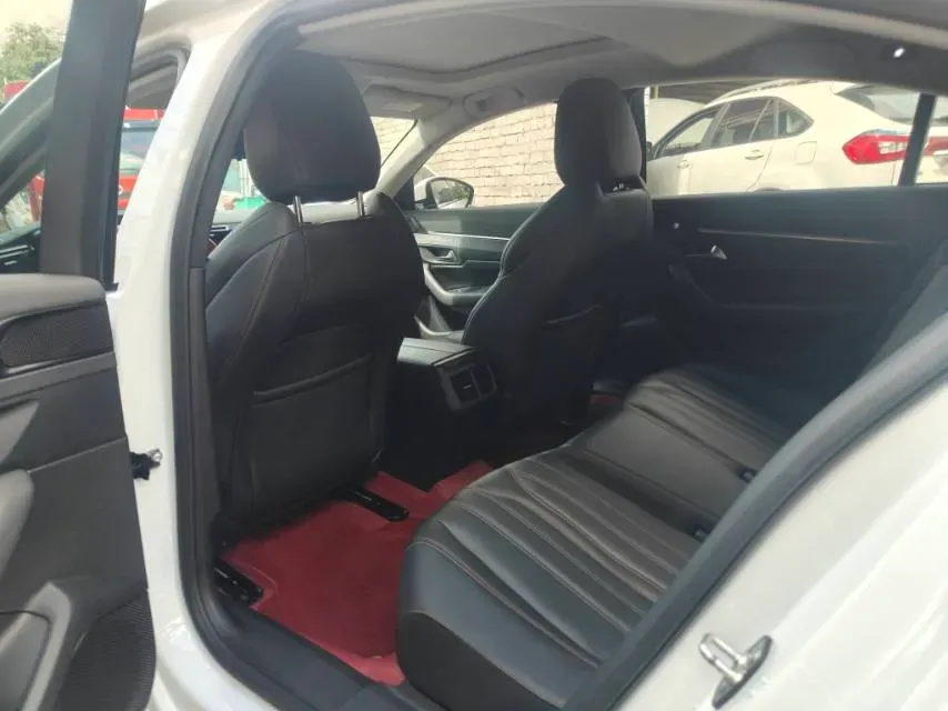 2022 Peugeot 508 1.6T 170HP L4 6AT,autocango,china used car exporter,china ev exporter,chinese used car exporter,chinese used ev exporter