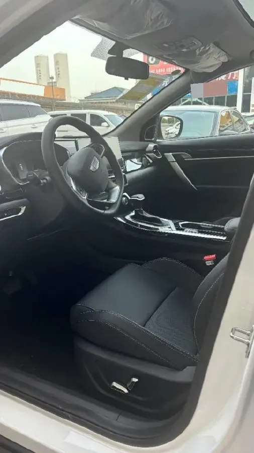 2025 Geely Coolray 1.5L 126HP L4 CVT,autocango,china used car exporter,china ev exporter,chinese used car exporter,chinese used ev exporter