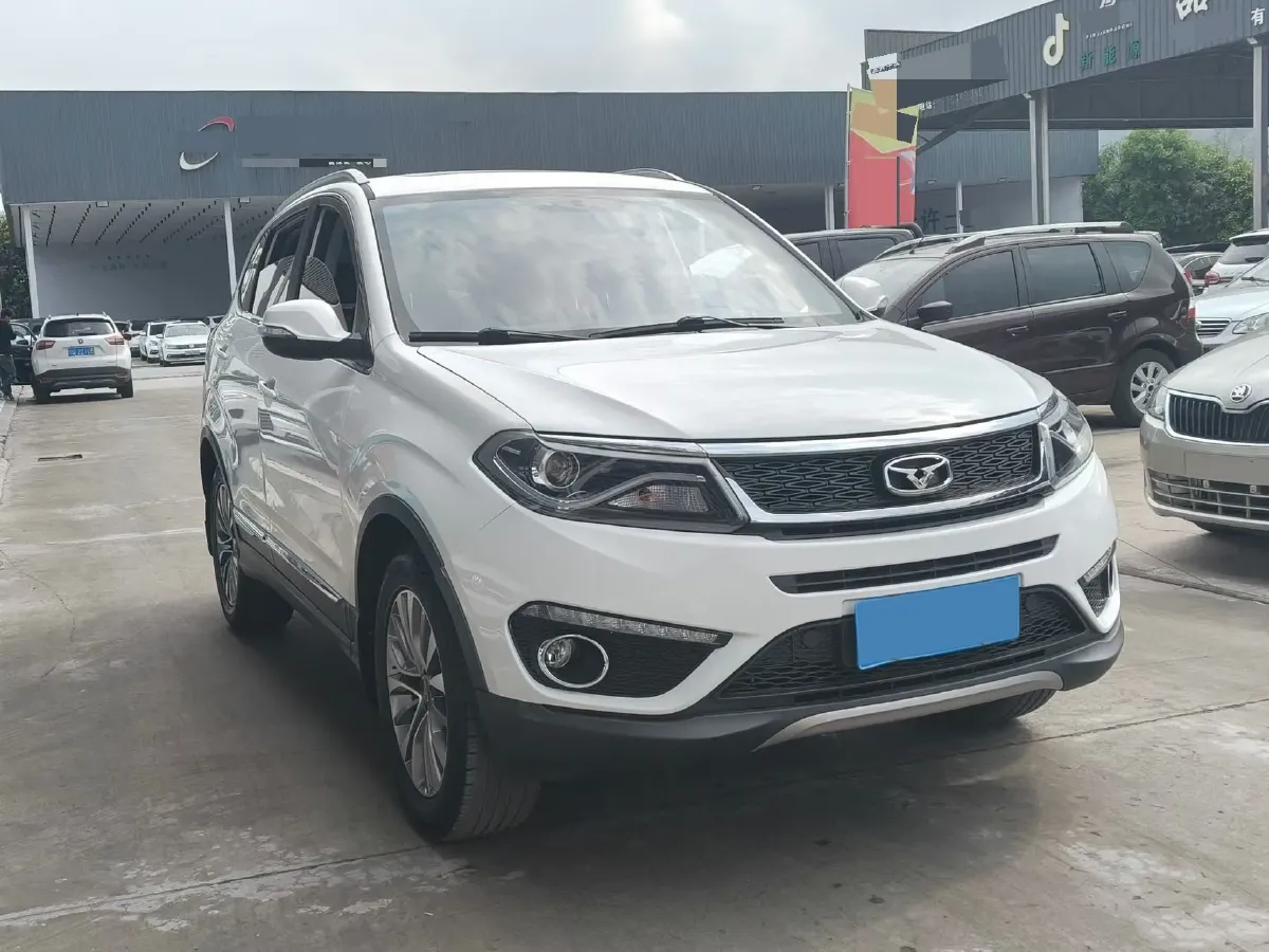 2019 KaiYi X5 1.5T 152HP L4 5MT,autocango,china used car exporter,china ev exporter,chinese used car exporter,chinese used ev exporter