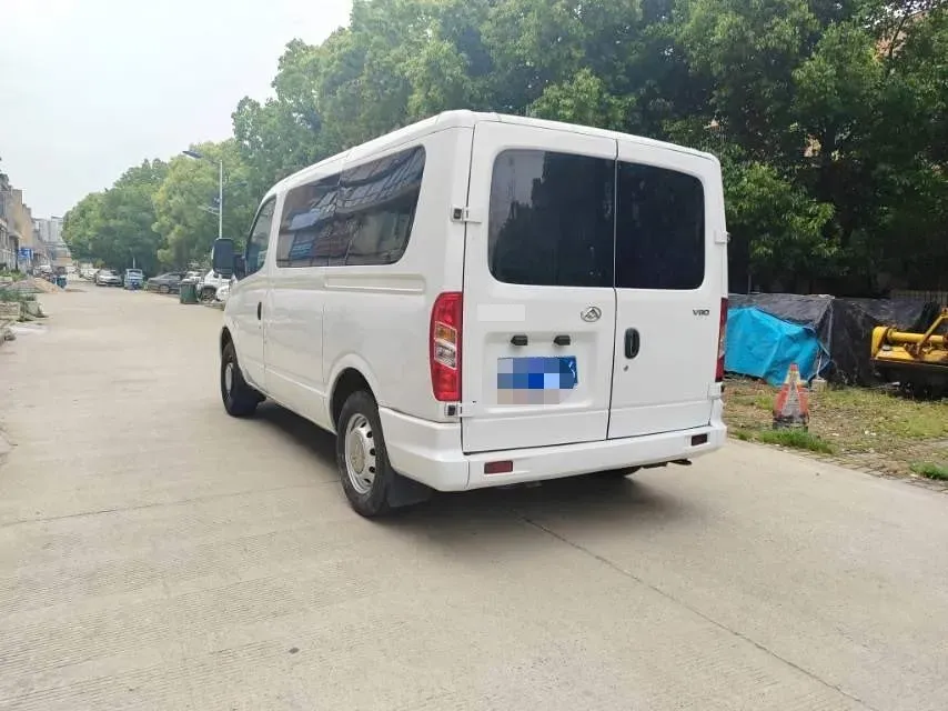 2021 MAXUS XinTu V80 2.0T 139HP L4 6MT,autocango,china used car exporter,china ev exporter,chinese used car exporter,chinese used ev exporter