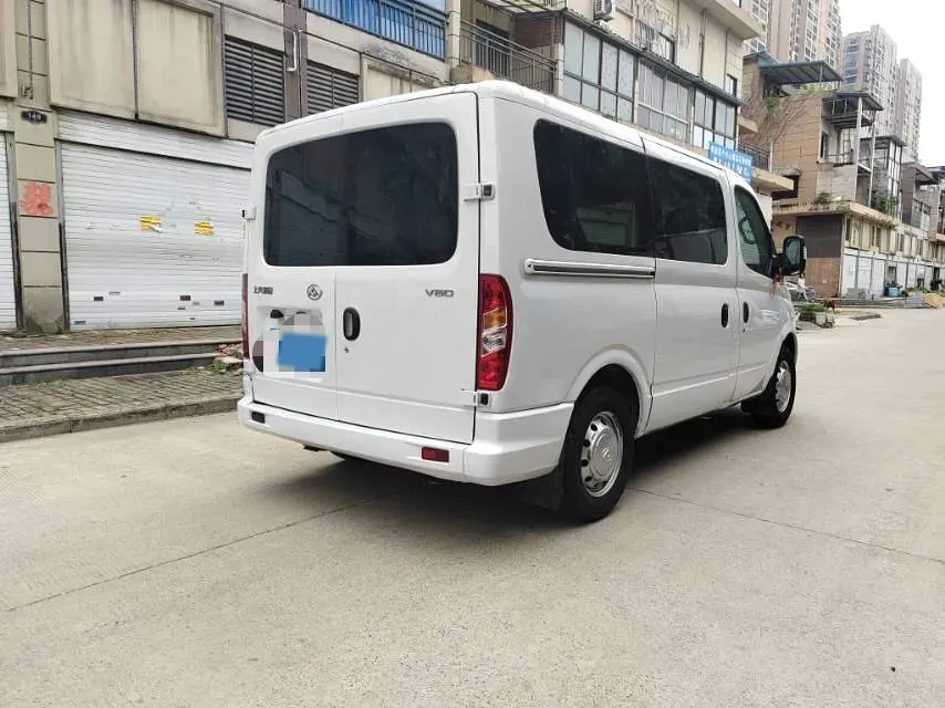 2021 MAXUS XinTu V80 2.0T 139HP L4 6MT,autocango,china used car exporter,china ev exporter,chinese used car exporter,chinese used ev exporter