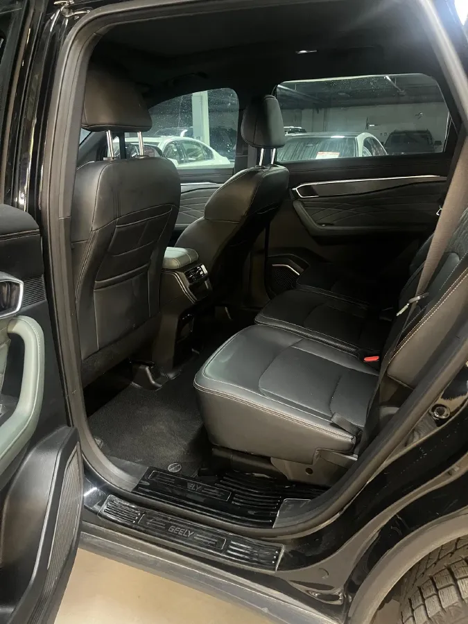 2024 Geely Okavango L 2.0T 218HP L4 7DCT,autocango,china used car exporter,china ev exporter,chinese used car exporter,chinese used ev exporter