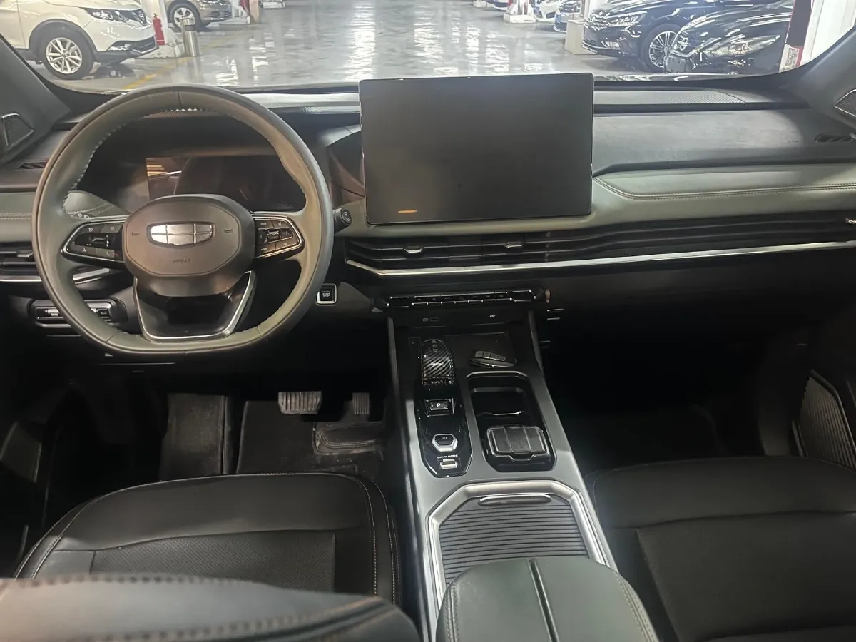 2024 Geely Okavango L 2.0T 218HP L4 7DCT,autocango,china used car exporter,china ev exporter,chinese used car exporter,chinese used ev exporter