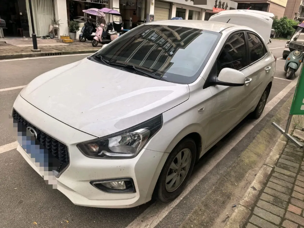 2017 Hyundai Reina 1.4L 95HP L4 5MT,autocango,china used car exporter,china ev exporter,chinese used car exporter,chinese used ev exporter