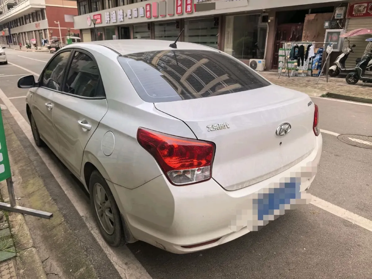2017 Hyundai Reina 1.4L 95HP L4 5MT,autocango,china used car exporter,china ev exporter,chinese used car exporter,chinese used ev exporter