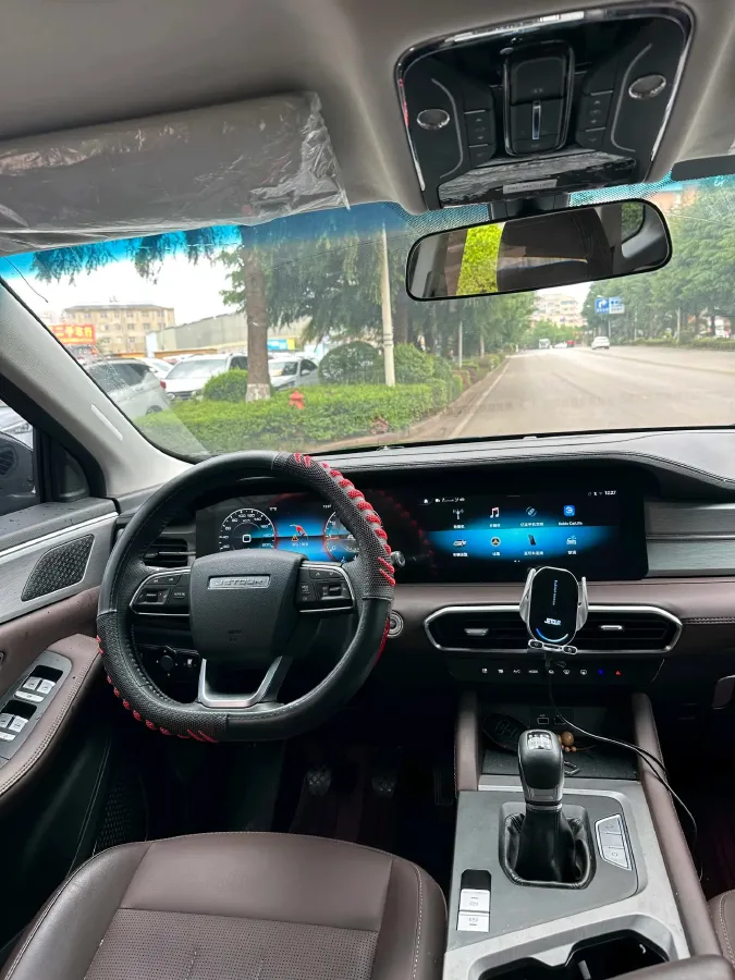 2024 Jetour X90 Plus 1.6T 197HP L4 6MT,autocango,china used car exporter,china ev exporter,chinese used car exporter,chinese used ev exporter