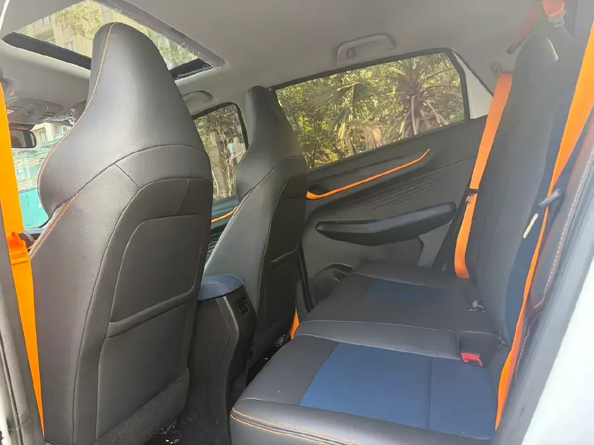 2022 Livan X3 PRO 1.5L 113HP L4 CVT,autocango,china used car exporter,china ev exporter,chinese used car exporter,chinese used ev exporter