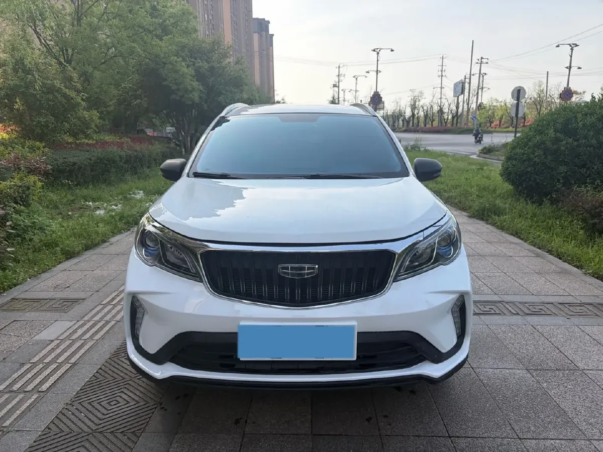 2022 Livan X3 PRO 1.5L 113HP L4 CVT,autocango,china used car exporter,china ev exporter,chinese used car exporter,chinese used ev exporter