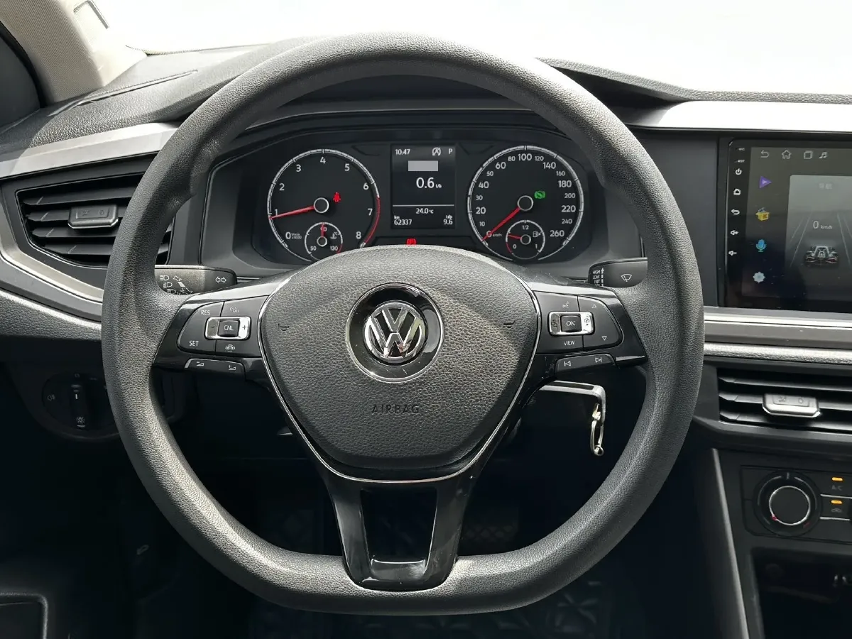 2019 Volkswagen Polo 1.5L 113HP L4 6AT,autocango,china used car exporter,china ev exporter,chinese used car exporter,chinese used ev exporter