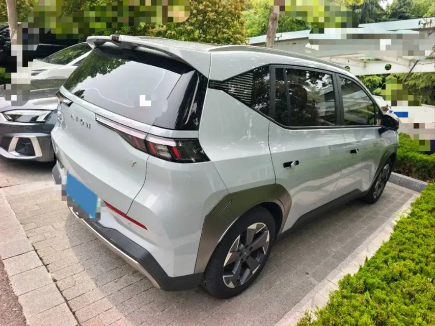 2022 Geely Okavango 1.8T 184HP L4 7DCT,autocango,china used car exporter,china ev exporter,chinese used car exporter,chinese used ev exporter