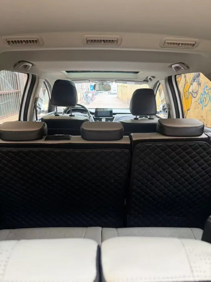 2019 BaoJun 730 1.5T 147HP L4 CVT,autocango,china used car exporter,china ev exporter,chinese used car exporter,chinese used ev exporter