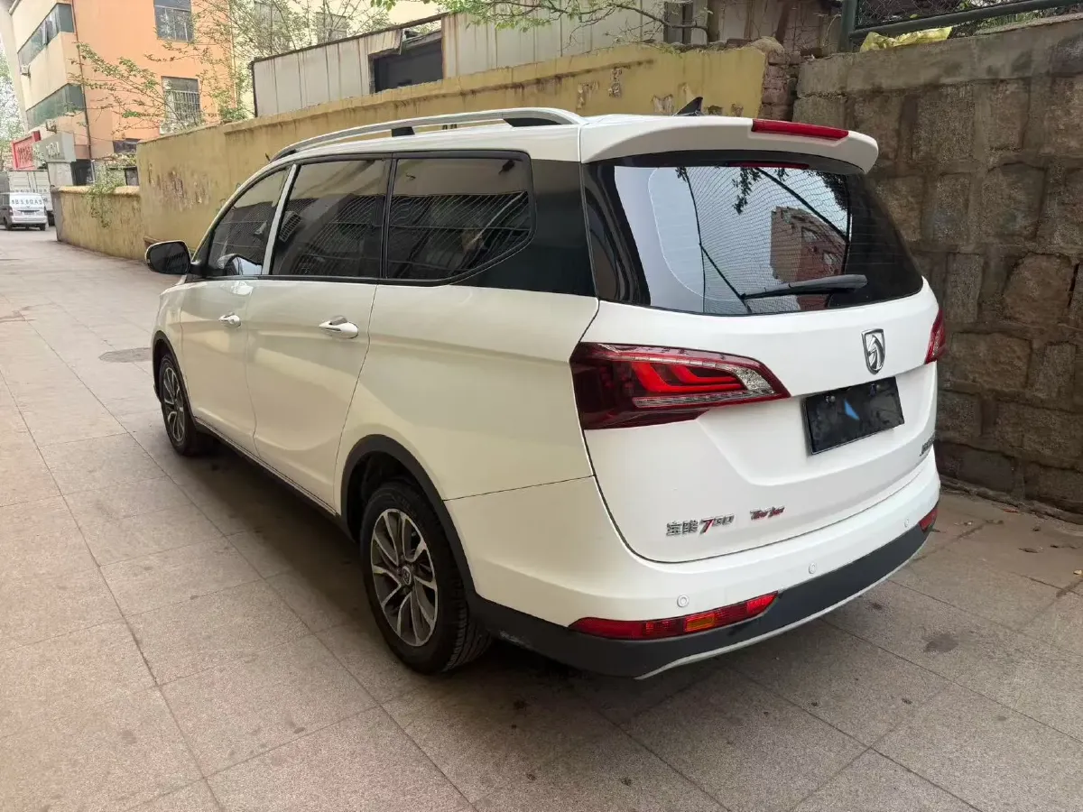 2019 BaoJun 730 1.5T 147HP L4 CVT,autocango,china used car exporter,china ev exporter,chinese used car exporter,chinese used ev exporter