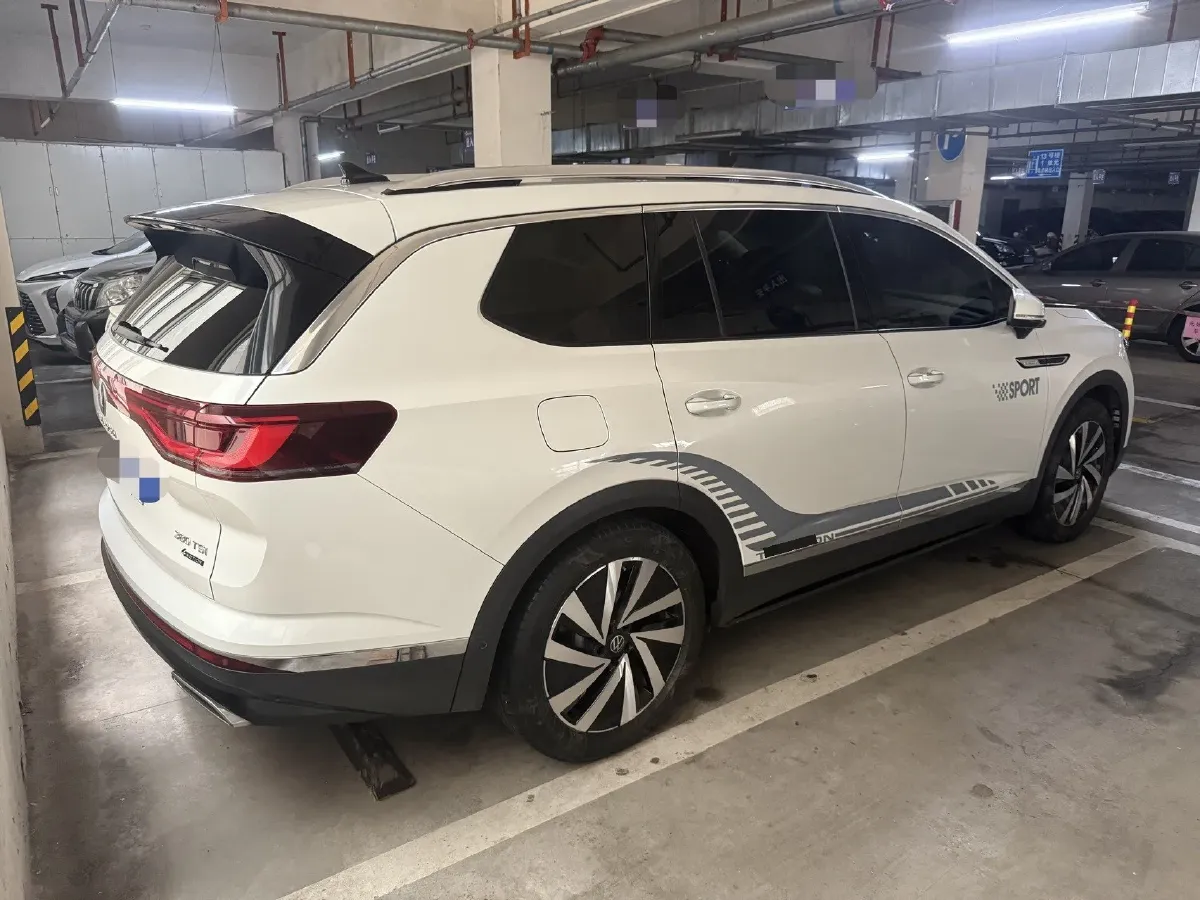 2021 Volkswagen Talagon 2.0T 220HP L4 7DCT,autocango,china used car exporter,china ev exporter,chinese used car exporter,chinese used ev exporter