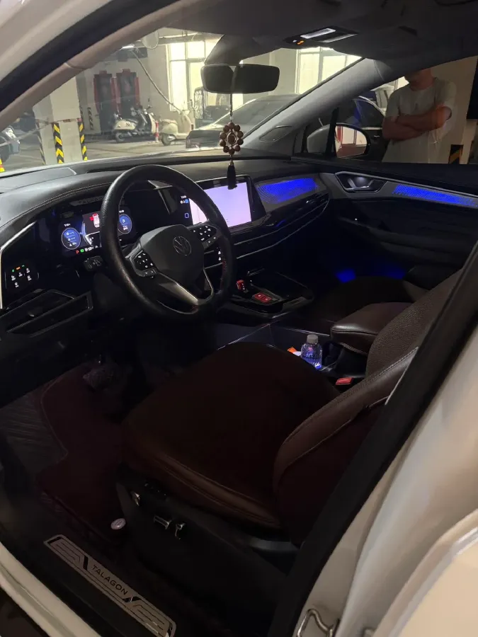 2021 Volkswagen Talagon 2.0T 220HP L4 7DCT,autocango,china used car exporter,china ev exporter,chinese used car exporter,chinese used ev exporter