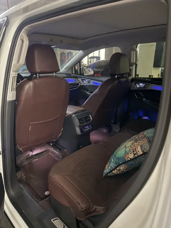 2021 Volkswagen Talagon 2.0T 220HP L4 7DCT,autocango,china used car exporter,china ev exporter,chinese used car exporter,chinese used ev exporter