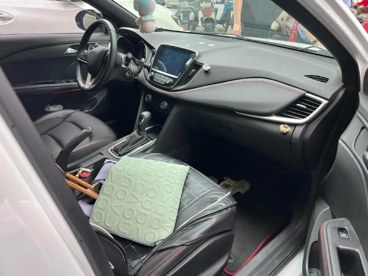 2020 Chevrolet Monza 1.3T 163HP L3 6AT,autocango,china used car exporter,china ev exporter,chinese used car exporter,chinese used ev exporter
