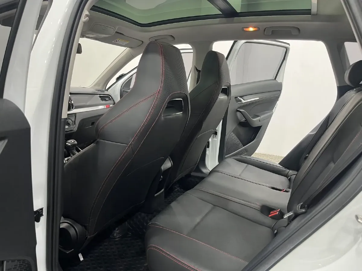 2023 Skoda Kamiq 1.5L 112HP L4 6AT,autocango,china used car exporter,china ev exporter,chinese used car exporter,chinese used ev exporter