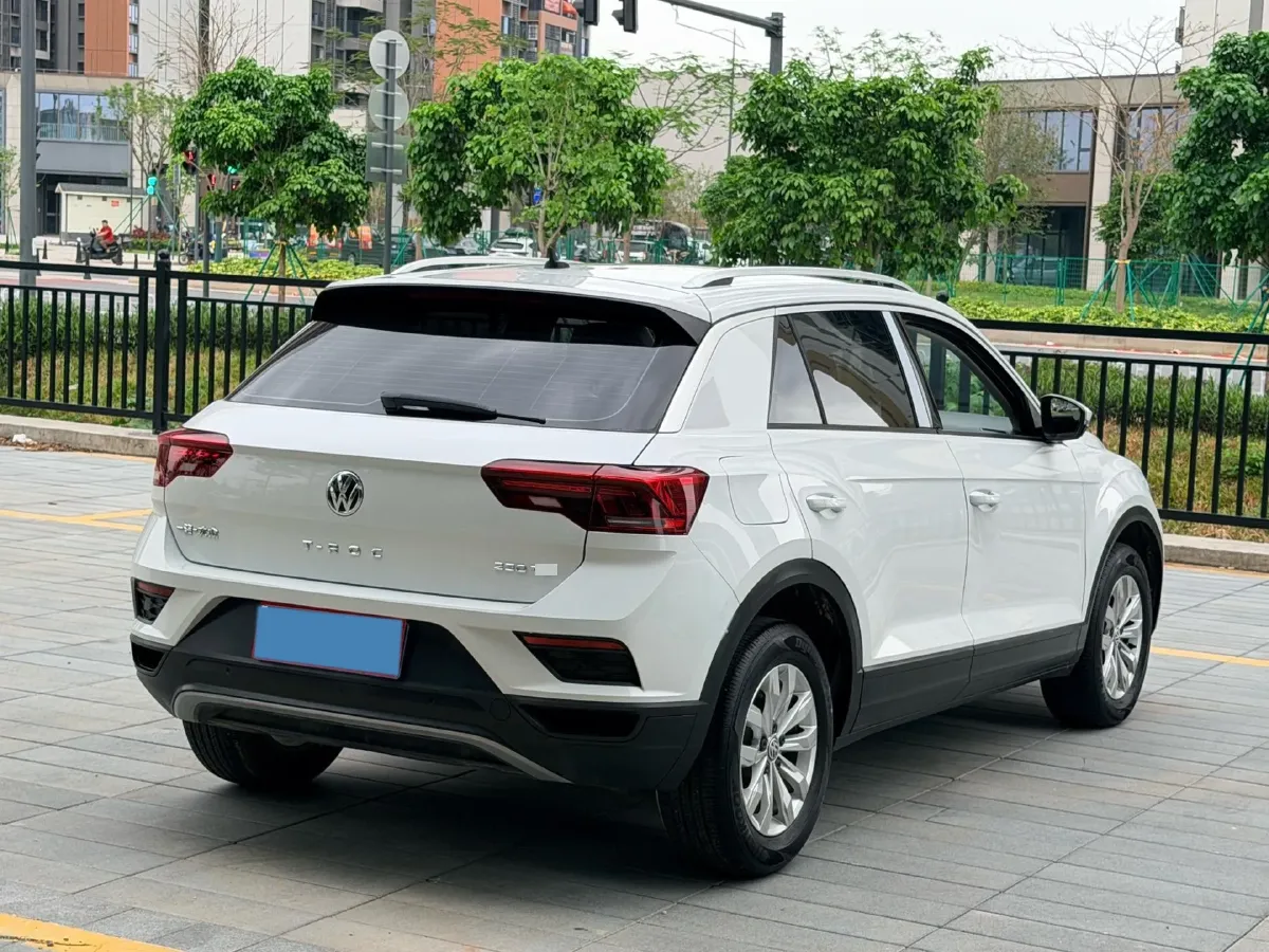 2019 Volkswagen T-Roc 1.4T 131HP L4 7DCT,autocango,china used car exporter,china ev exporter,chinese used car exporter,chinese used ev exporter