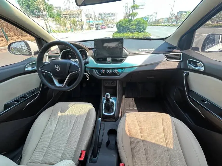 2019 BaoJun 510 1.5L 99HP L4 6MT,autocango,china used car exporter,china ev exporter,chinese used car exporter,chinese used ev exporter