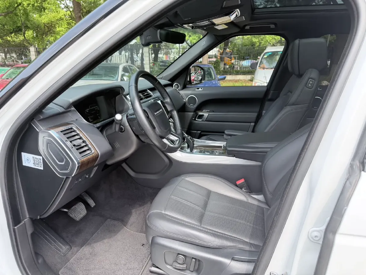 2018 Land Rover Range Rover Sport 2.0T 300HP L4 8AT PHEV 13.1KWH,autocango,china used car exporter,china ev exporter,chinese used car exporter,chinese used ev exporter