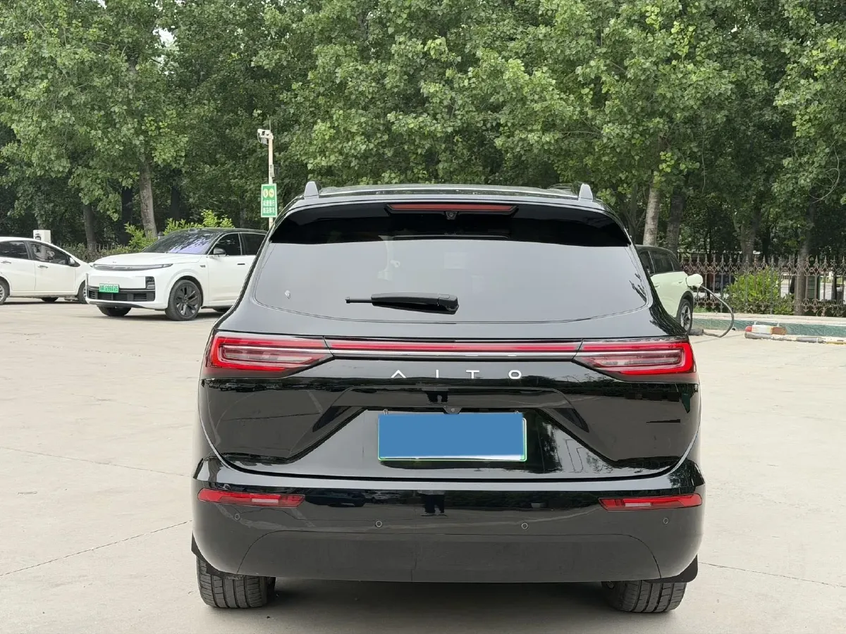 2024 AITO AITO M7 1.5T 152HP L4 REEV 42KWH,autocango,china used car exporter,china ev exporter,chinese used car exporter,chinese used ev exporter
