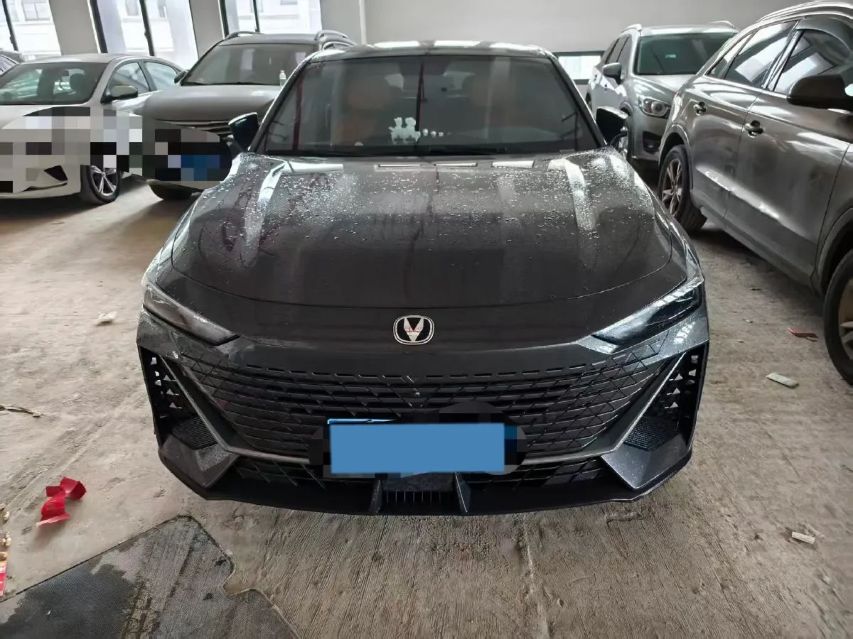 2022 ChangAn UNI-V 1.5T 188HP L4 7DCT,autocango,china used car exporter,china ev exporter,chinese used car exporter,chinese used ev exporter