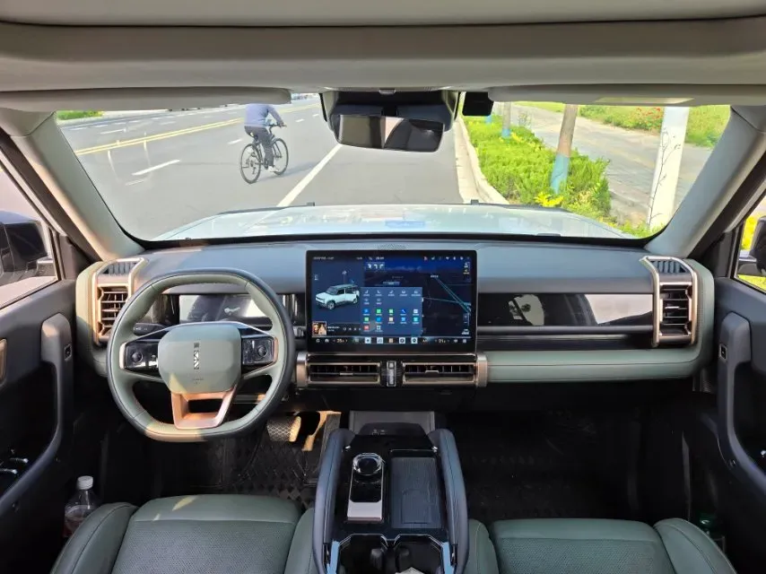 2024 JMC DaDao 2.3T 245HP L4 8AT,autocango,china used car exporter,china ev exporter,chinese used car exporter,chinese used ev exporter