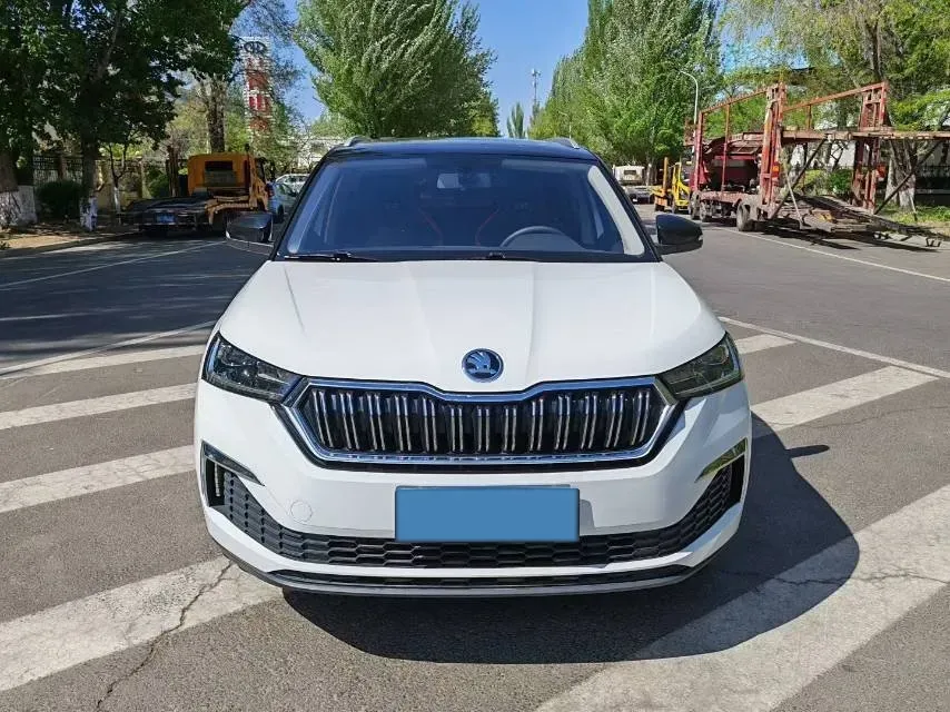 2021 Skoda Kamiq 1.2T 116HP L4 7DCT,autocango,china used car exporter,china ev exporter,chinese used car exporter,chinese used ev exporter