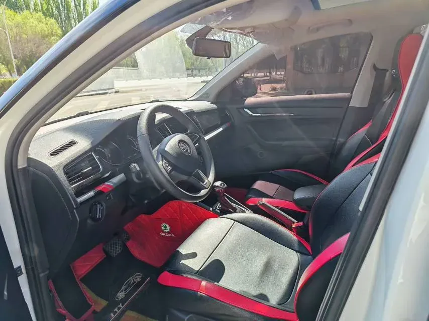 2021 Skoda Kamiq 1.2T 116HP L4 7DCT,autocango,china used car exporter,china ev exporter,chinese used car exporter,chinese used ev exporter