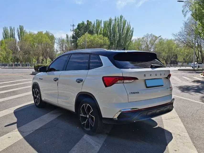 2021 Skoda Kamiq 1.2T 116HP L4 7DCT,autocango,china used car exporter,china ev exporter,chinese used car exporter,chinese used ev exporter