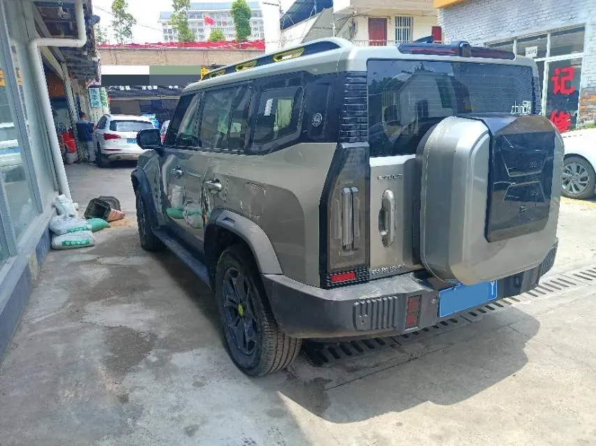 2023 Jetour Traveller 2.0T 254HP L4 7DCT,autocango,china used car exporter,china ev exporter,chinese used car exporter,chinese used ev exporter