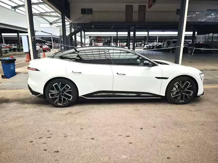 2025 Avatr 06 BEV,autocango,china used car exporter,china ev exporter,chinese used car exporter,chinese used ev exporter