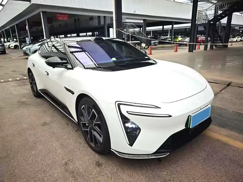 2025 Avatr 06 BEV,autocango,china used car exporter,china ev exporter,chinese used car exporter,chinese used ev exporter