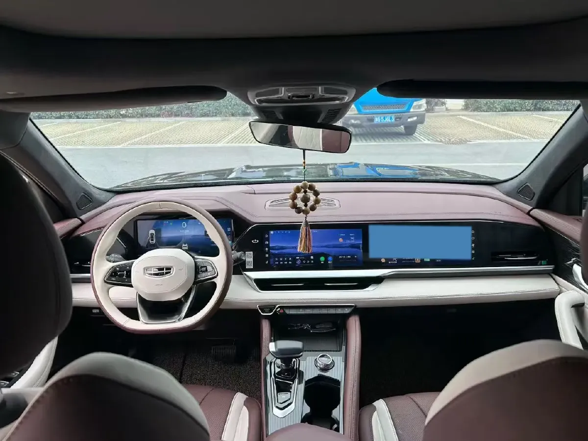 2021 Geely Monjaro 2.0T 218HP L4 7DCT,autocango,china used car exporter,china ev exporter,chinese used car exporter,chinese used ev exporter