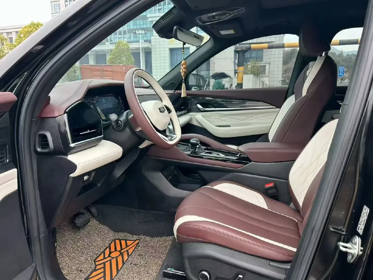 2021 Geely Monjaro 2.0T 218HP L4 7DCT,autocango,china used car exporter,china ev exporter,chinese used car exporter,chinese used ev exporter