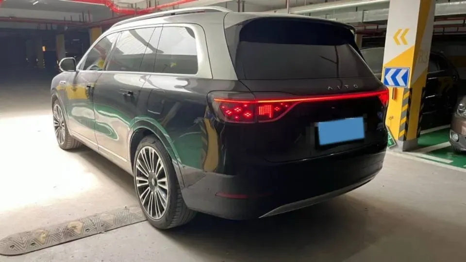 2024 AITO AITO M9 1.5T 152HP L4 REEV 42KWH,autocango,china used car exporter,china ev exporter,chinese used car exporter,chinese used ev exporter