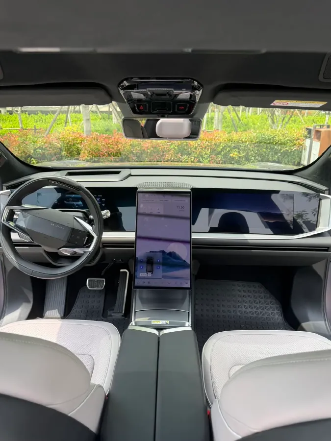 2023 HiPhi Y BEV 76.6KWH,autocango,china used car exporter,china ev exporter,chinese used car exporter,chinese used ev exporter