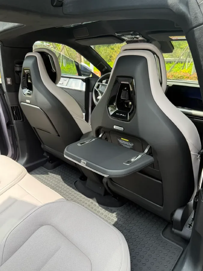 2023 HiPhi Y BEV 76.6KWH,autocango,china used car exporter,china ev exporter,chinese used car exporter,chinese used ev exporter