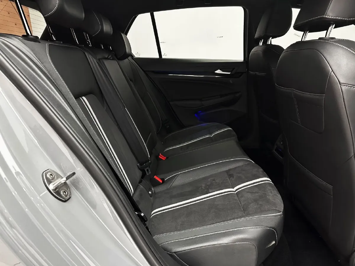 2021 Volkswagen Golf 1.4T 150HP L4 7DCT,autocango,china used car exporter,china ev exporter,chinese used car exporter,chinese used ev exporter